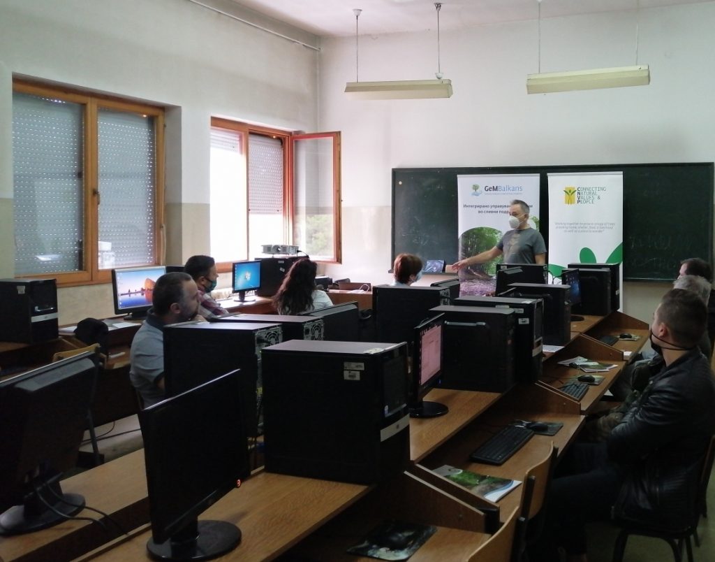 Training on GIS techniques and expert systems as a tool for improved forest management planning