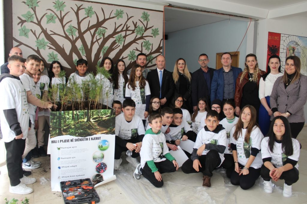 CNVP Kosovo marked International Day of Forests with students and APFO in Lipjan